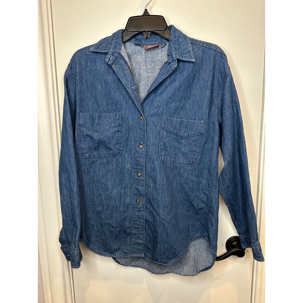 Vintage Woolrich Denim Button Down Shirt Medium Wash Cotton Made in USA Small